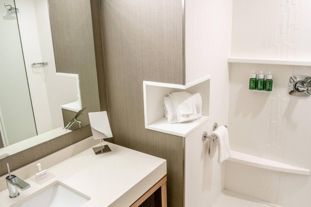 Hotel Courtyard By Marriott Fargo Zewnętrze zdjęcie