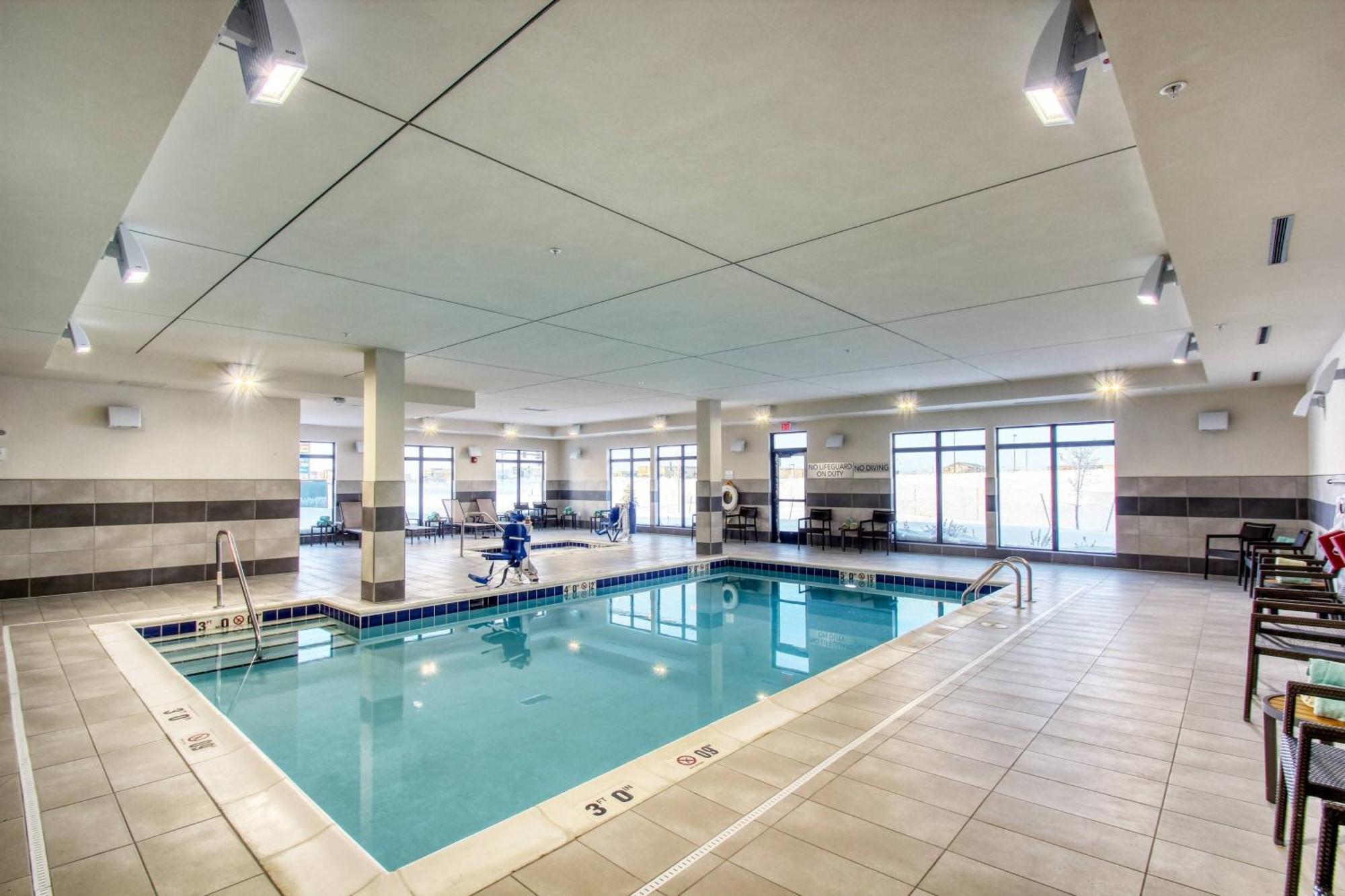 Hotel Courtyard By Marriott Fargo Zewnętrze zdjęcie