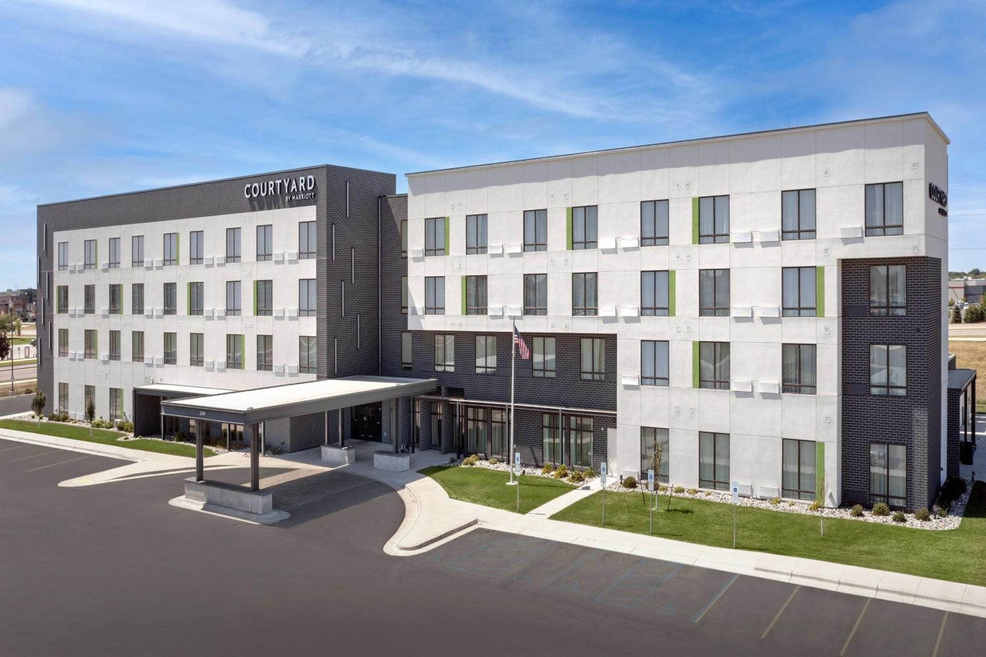 Hotel Courtyard By Marriott Fargo Zewnętrze zdjęcie